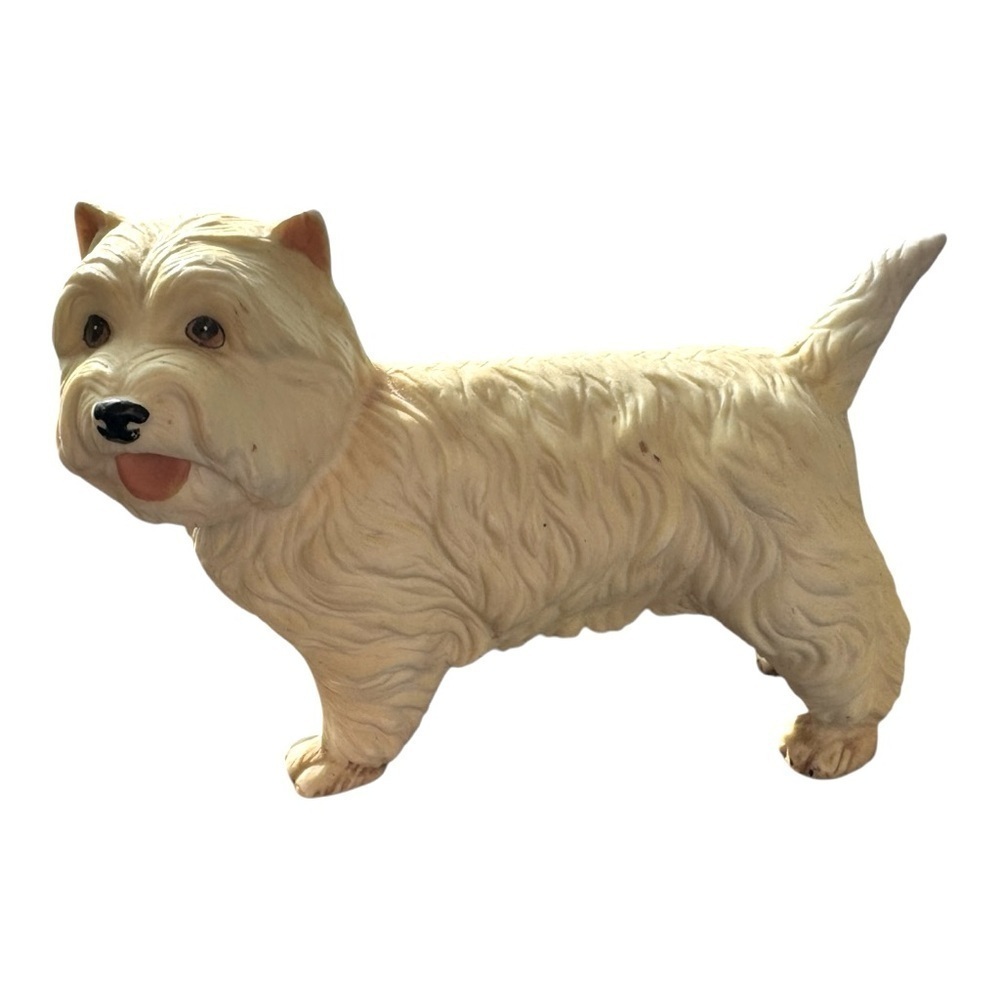 VINTAGE FIGURINE OF A WEST HIGHLAND‎ WHITE TERRIER DOG WESTIE